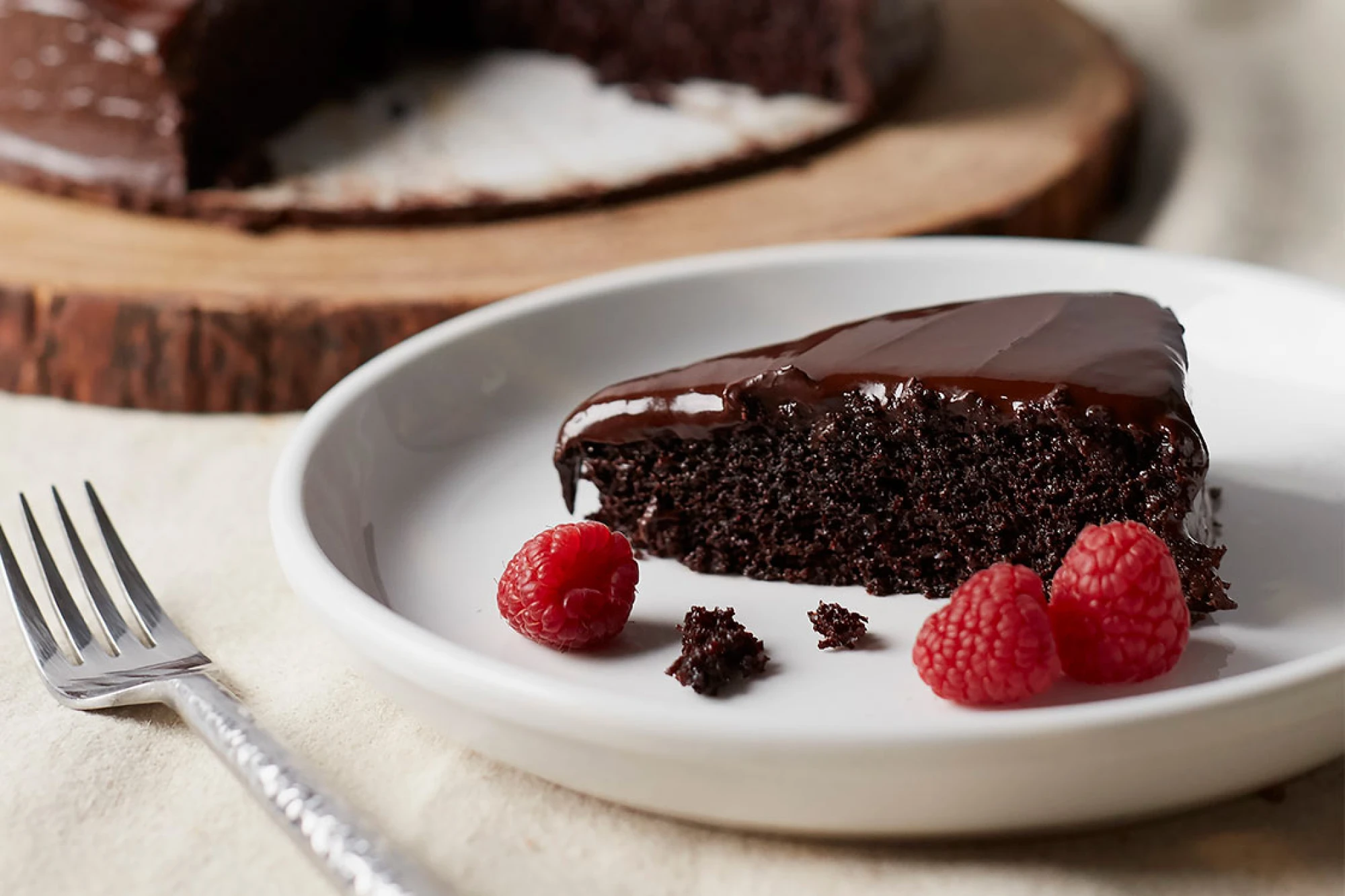 Chocolate-Olive-Oil-Cake_Slice_Page_Full