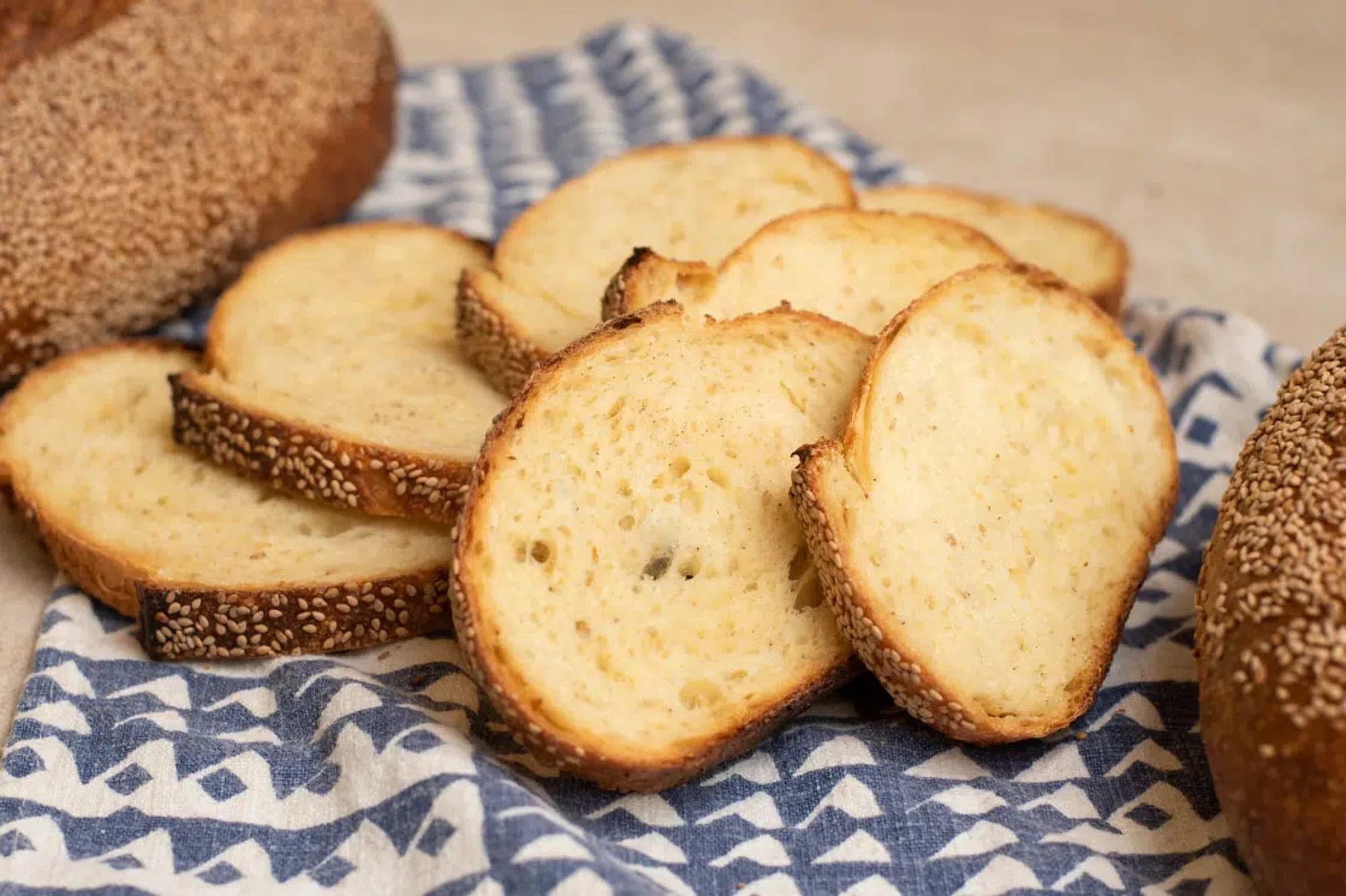 Durum-Sesame-Levain-Bread_Page_Full_01.jpg