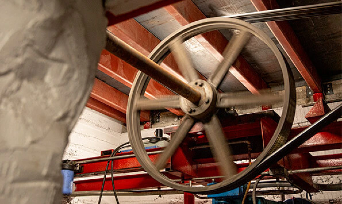 water-powered-turbine-shaft_sm